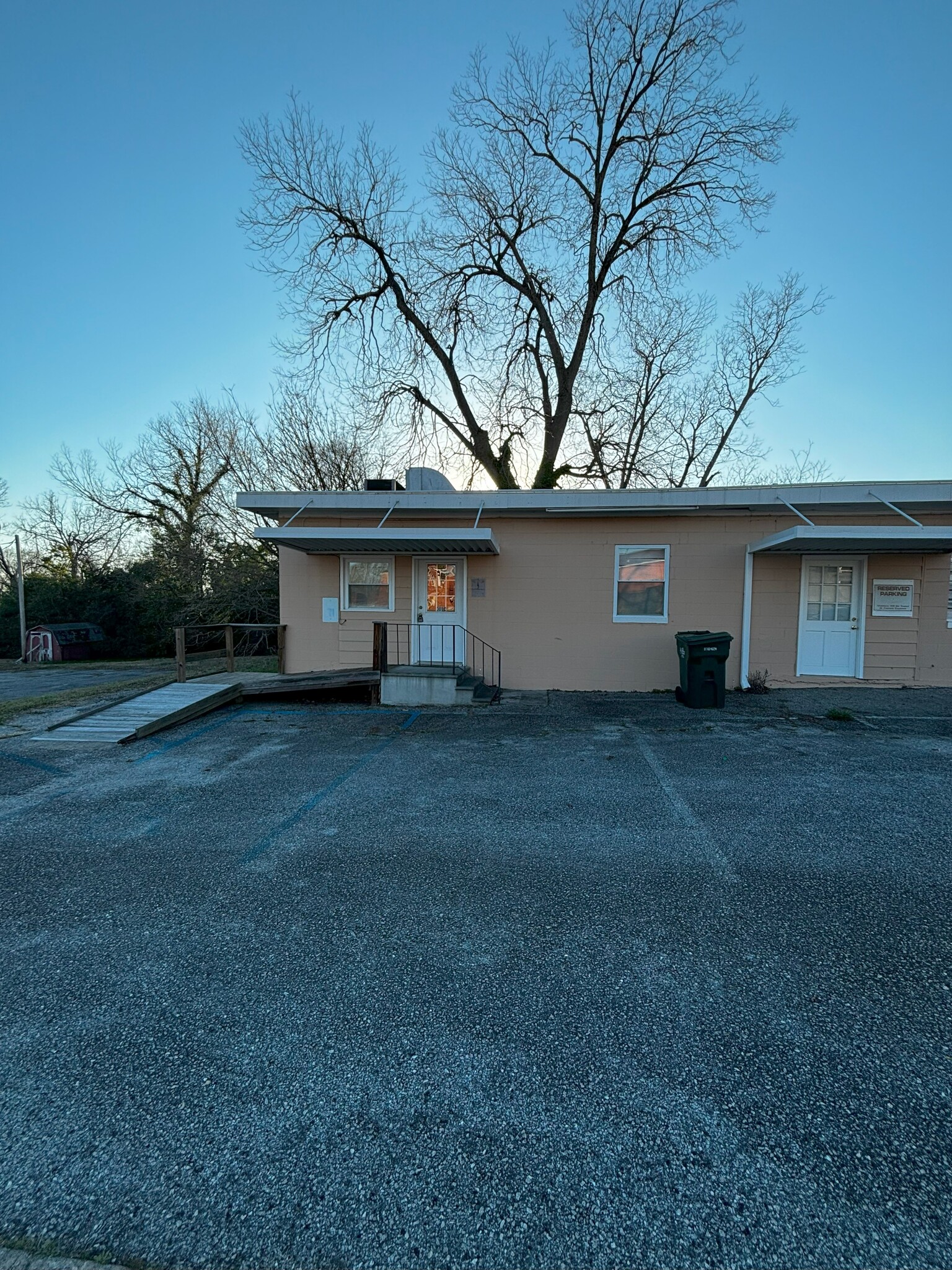 301 W Main St, Union, SC à louer Photo principale– Image 1 sur 10