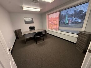 1761 Berlin Tpke, Wethersfield, CT à louer Photo intérieure– Image 2 sur 13