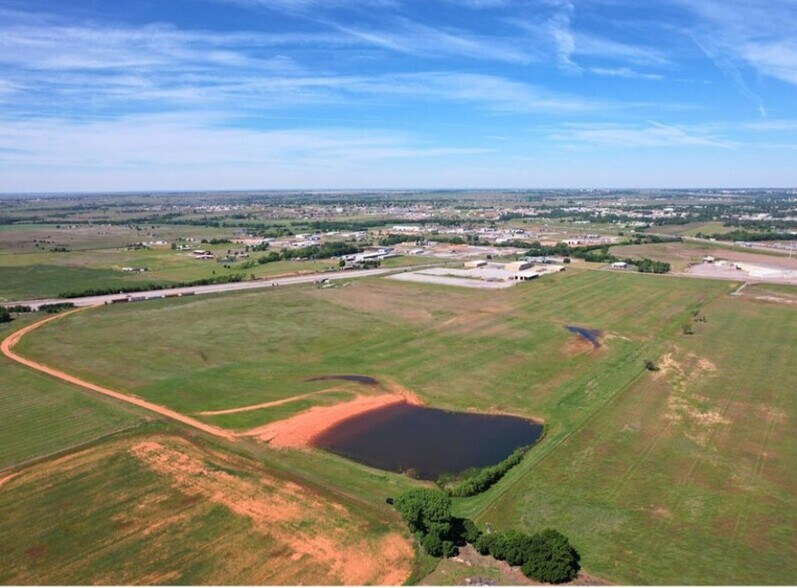 25-11-21, Elk City, OK à vendre - Photo principale – Image 1 sur 5