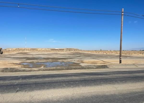 47266 Division st, Lancaster, CA à louer - Photo principale – Image 1 sur 12