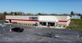 Plus de détails pour 717 E Lakeshore Dr, Manistique, MI - Local commercial à vendre