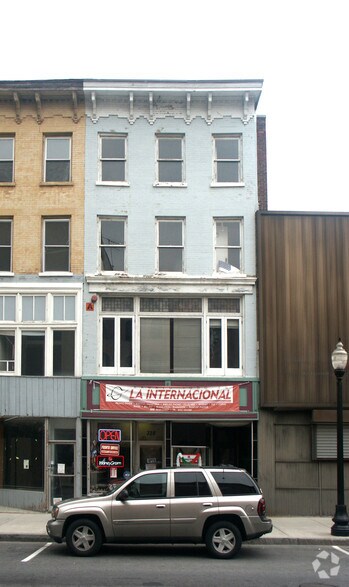 328 Main, Poughkeepsie, NY à vendre - Photo de l’immeuble – Image 2 sur 2