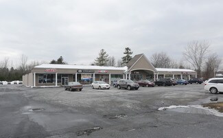 Plus de détails pour 324 Quaker Rd, Queensbury, NY - Local commercial à louer