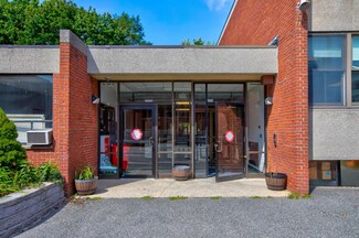 Plus de détails pour 581 Boston St, Lynn, MA - Local d'activités à louer