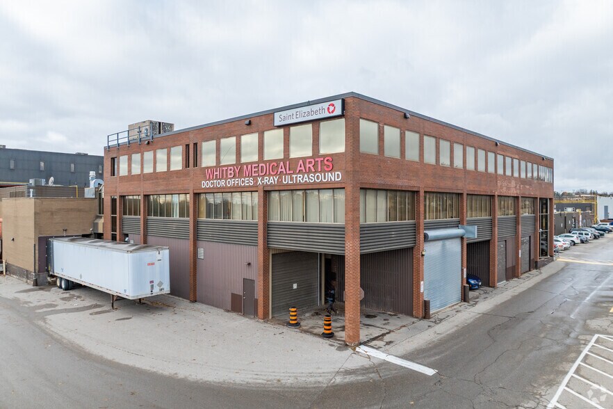 1603-1615 Dundas St E, Whitby, ON à louer - Photo de l’immeuble – Image 3 sur 24