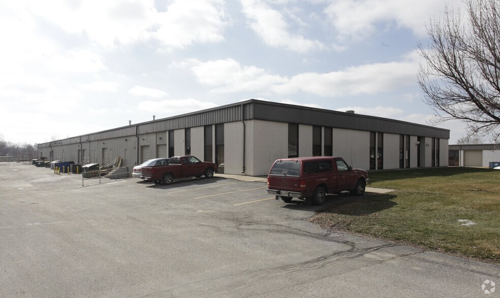 4875-4897 F St, Omaha, NE à louer - Photo de l’immeuble – Image 3 sur 4