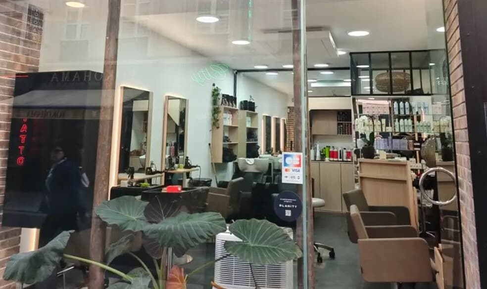 Local commercial dans Paris à louer - Photo de l’immeuble – Image 2 sur 2