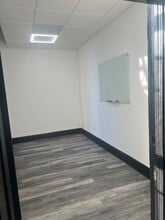 2131 Maryland Ave, Baltimore, MD à louer Photo intérieure– Image 2 sur 8