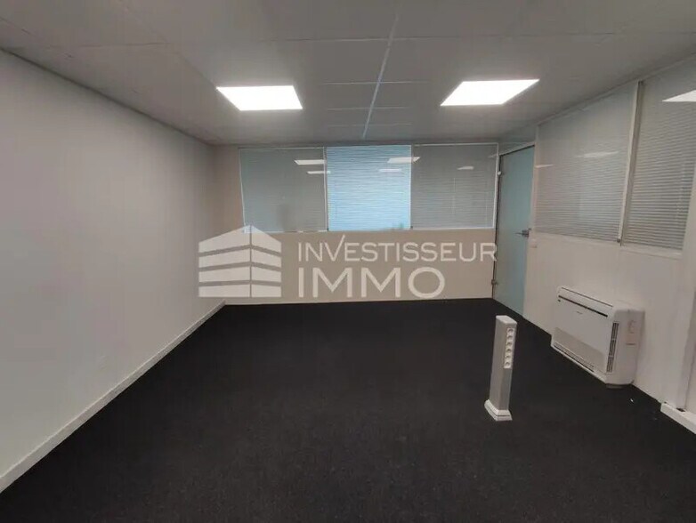 Bureau dans Champigny-sur-Marne à louer - Photo intérieure – Image 2 sur 6