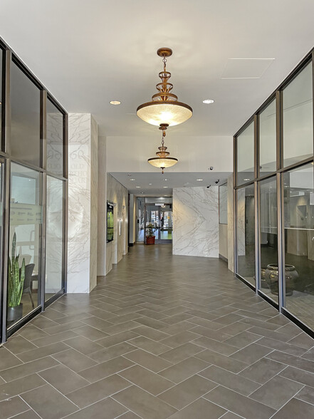 50 Old Courthouse Sq, Santa Rosa, CA à louer - Hall d’entrée – Image 2 sur 3