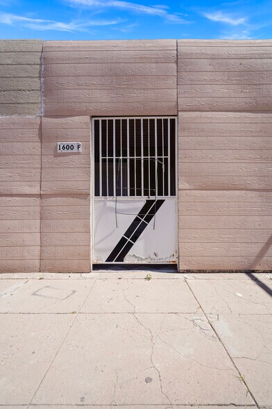1600 Wyoming Ave, El Paso, TX à vendre - Photo de l’immeuble – Image 3 sur 41