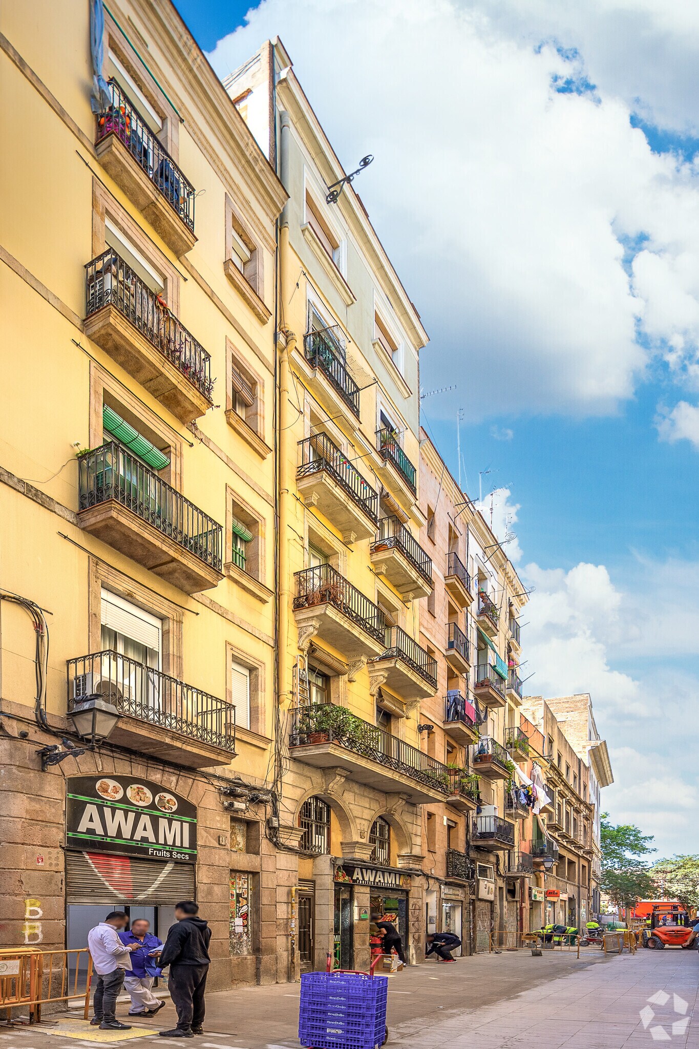 Immeuble residentiel dans Barcelone, Barcelona à vendre Photo principale– Image 1 sur 2