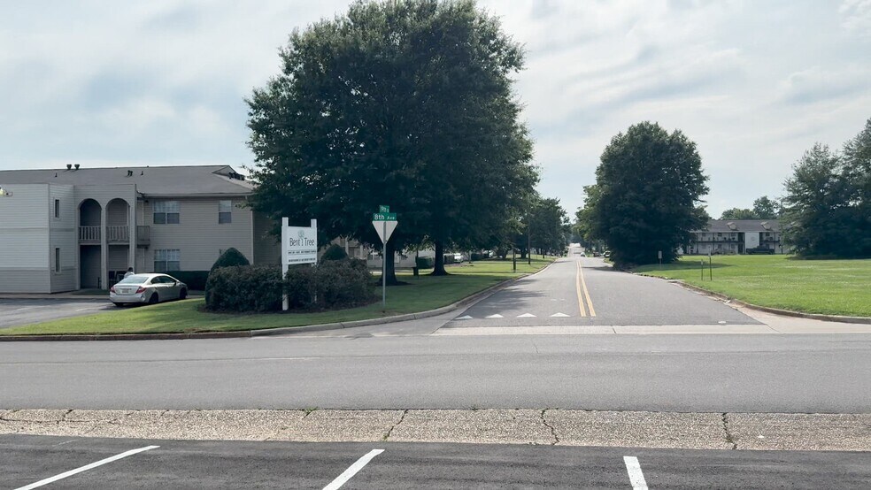 1901 8th Ave, Tuscaloosa, AL à louer - Vidéo sur l’annonce professionnelle – Image 2 sur 29