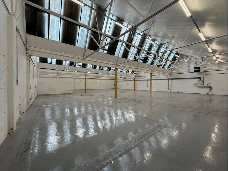 7-8 East Ln, Wembley à louer - Photo de l’immeuble – Image 3 sur 5