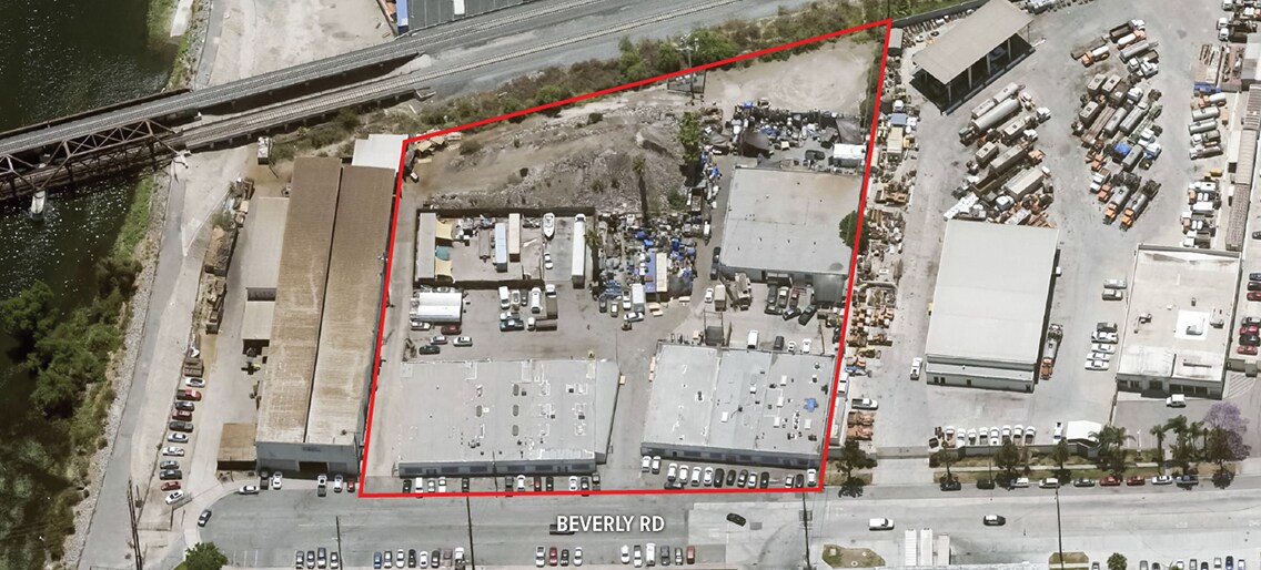 9612 1/2 Beverly Rd, Pico Rivera, CA à louer Photo principale– Image 1 sur 3