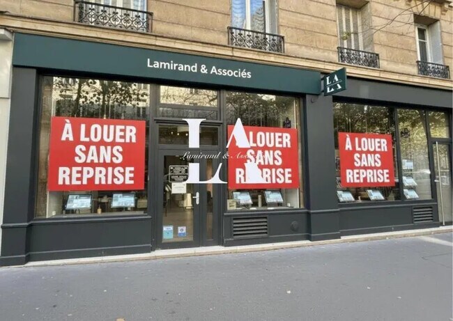 Plus de détails pour Local commercial à louer
