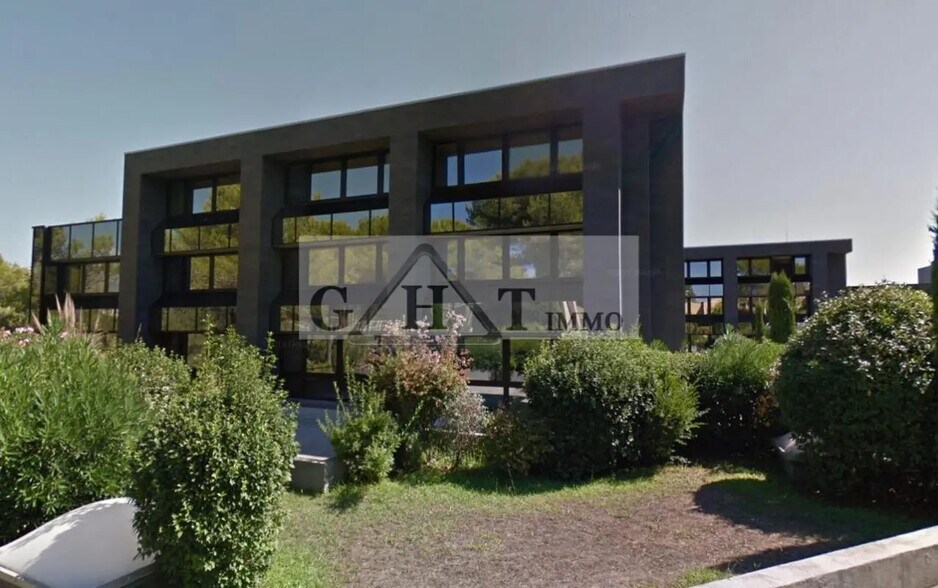 Industriel/Logistique dans Valbonne à louer - Photo de l’immeuble – Image 1 sur 1