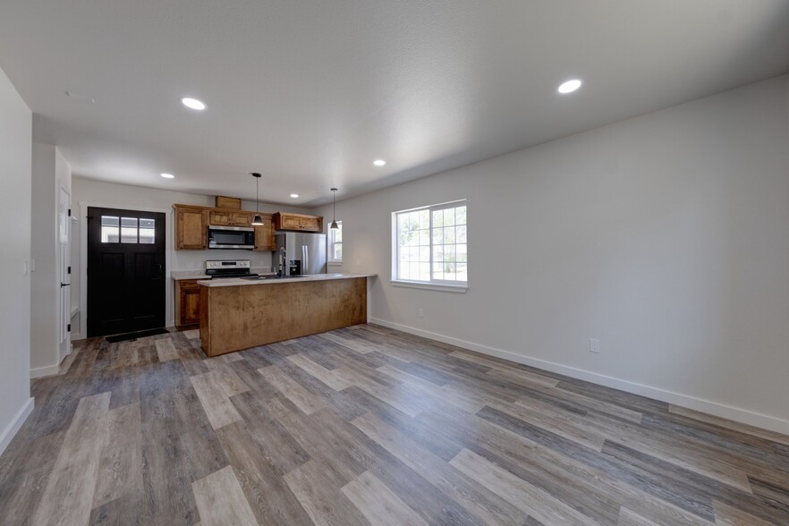 744 E Loucks St, Sheridan, WY à vendre - Photo de l’immeuble – Image 3 sur 9