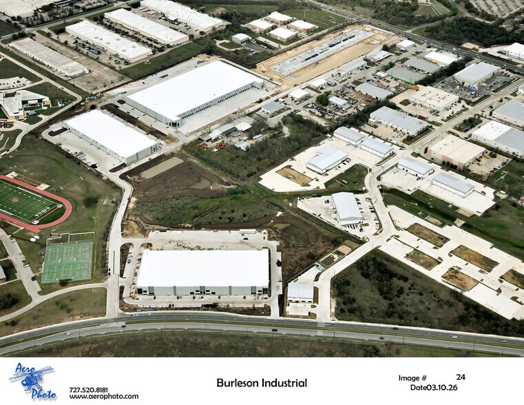 7051 Burleson, Austin, TX à louer - Photo de l’immeuble – Image 2 sur 8