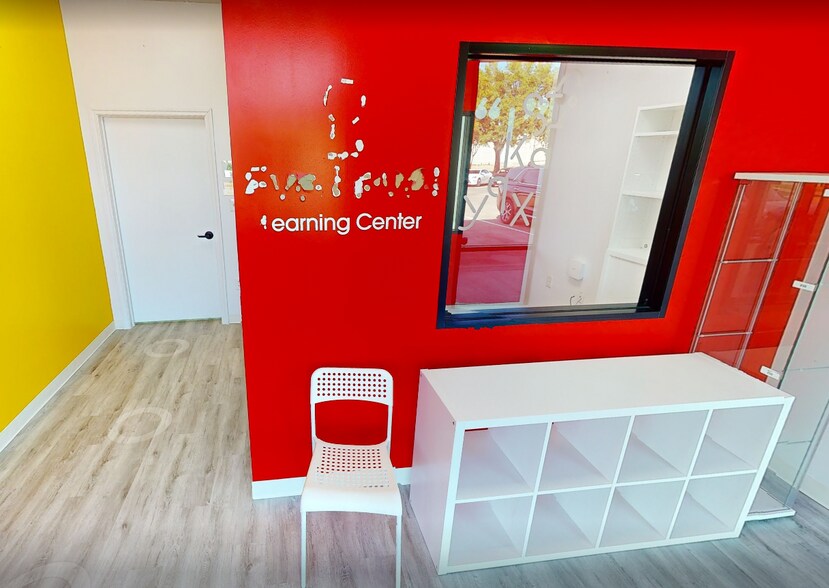 1575 Grand Pky, Katy, TX à louer - Numérisation 3D Matterport – Image 2 sur 6