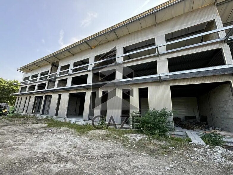 Local commercial dans Mérignac à louer - Photo de la construction – Image 1 sur 3