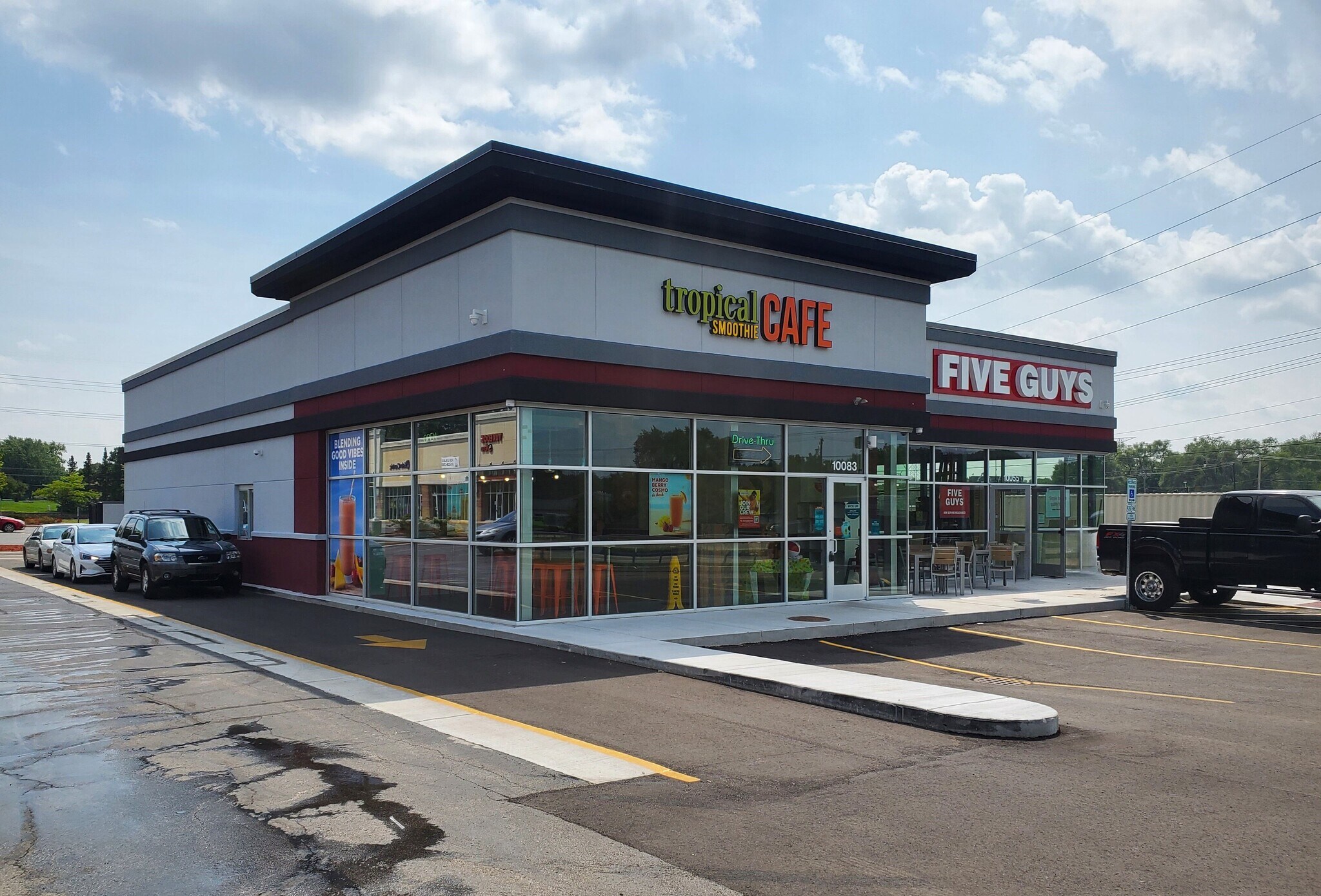 10017 N 2nd Street, Machesney Park, IL à louer Photo de l’immeuble– Image 1 sur 5