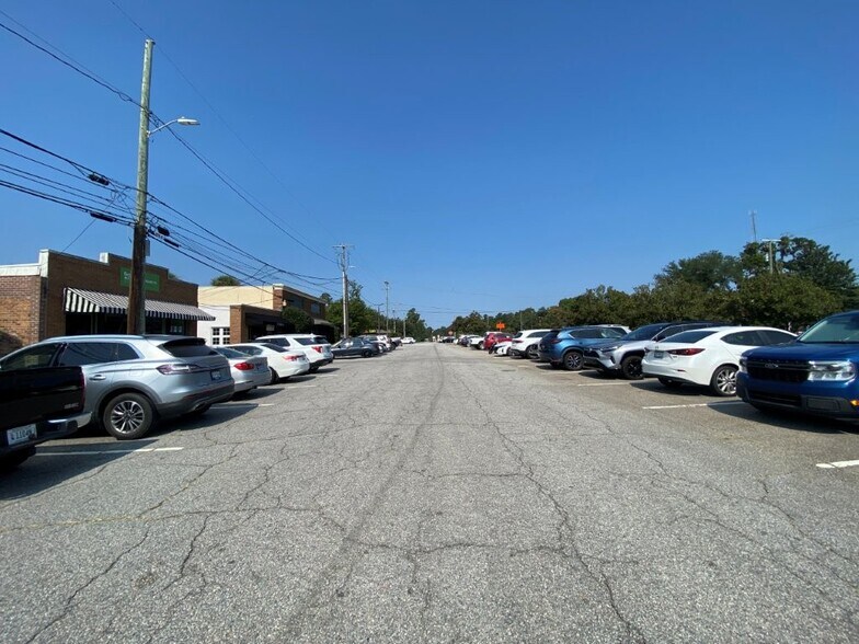 112 W Doty Ave, Summerville, SC à louer - Photo de l’immeuble – Image 3 sur 7