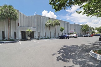 Plus de détails pour 635-695 NW 4th Ave, Fort Lauderdale, FL - Industriel/Logistique à louer