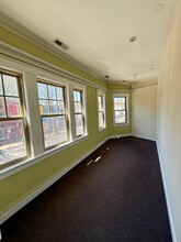 1735-1737 Wisconsin Ave NW, Washington, DC à louer Photo de l’immeuble– Image 2 sur 4
