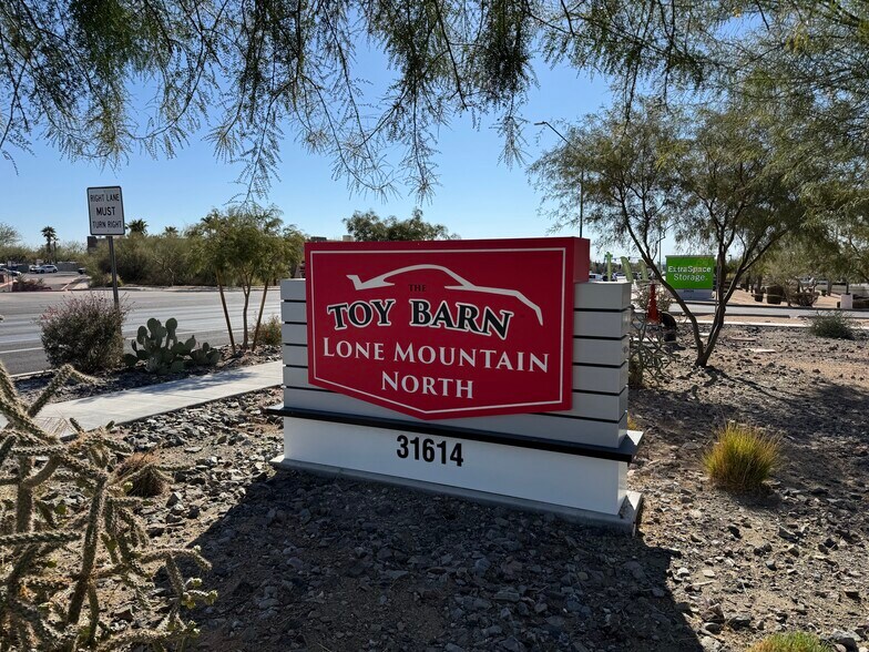 31606 N Cave Creek Rd, Cave Creek, AZ à vendre - Photo principale – Image 1 sur 9