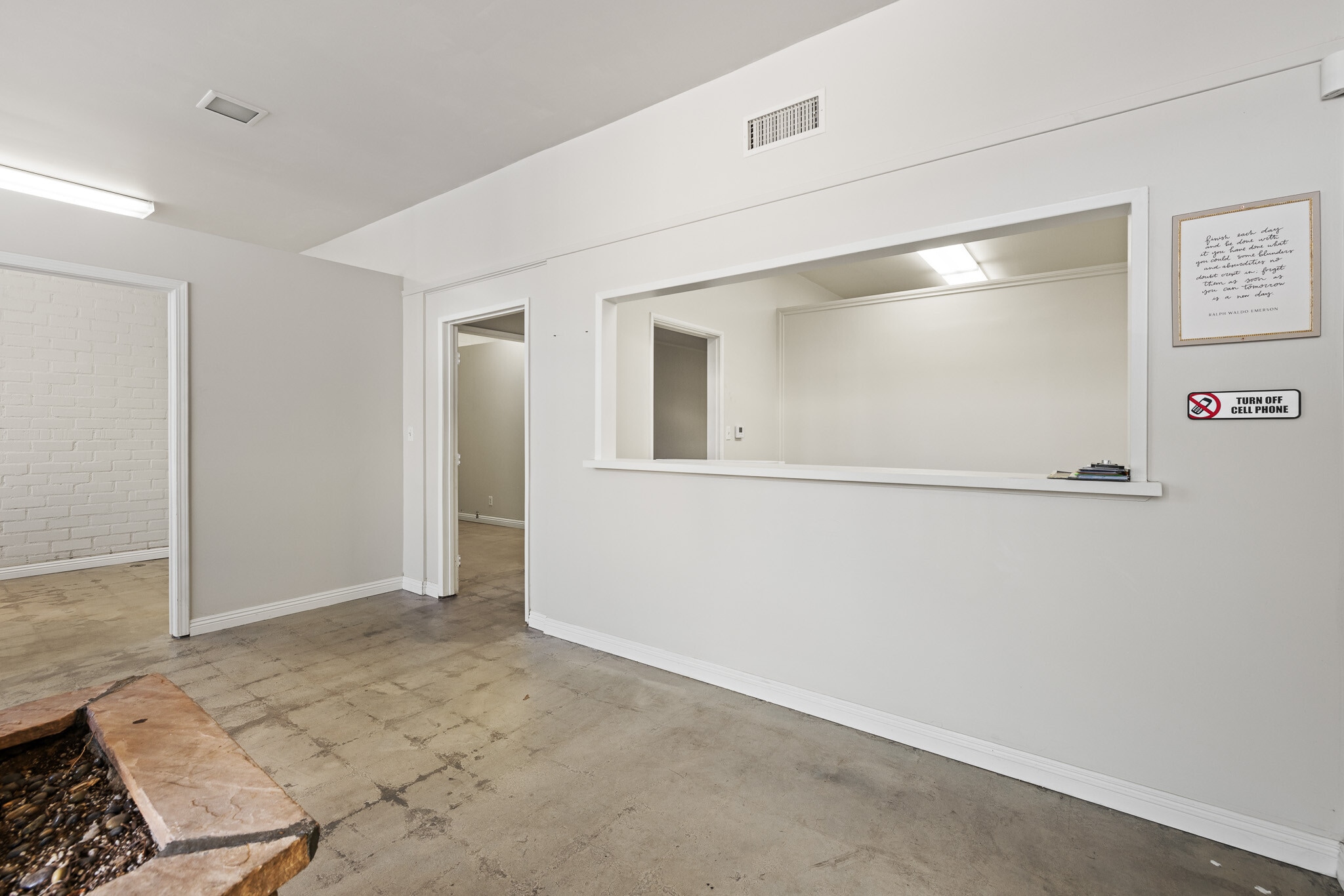 407 S La Brea Ave, Inglewood, CA à louer Photo de l’immeuble– Image 1 sur 8