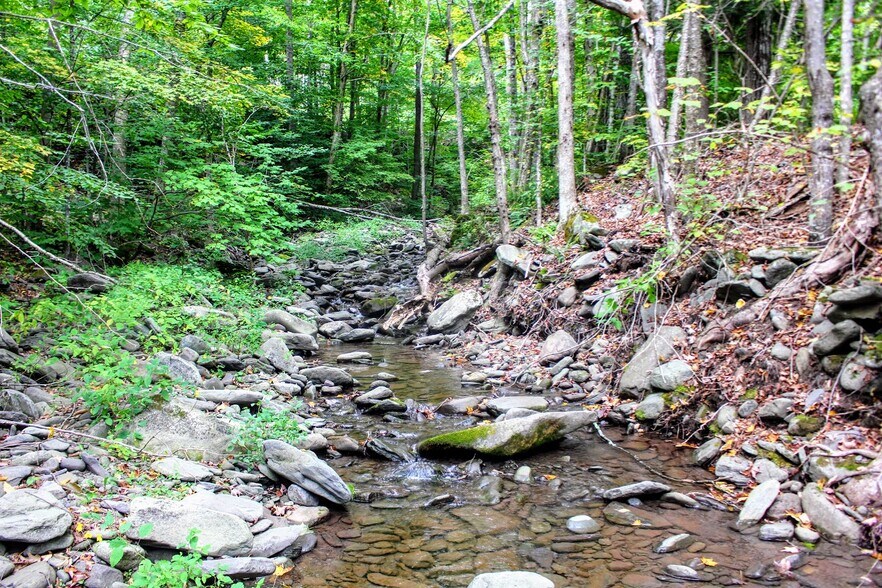 8444 Route 23a, Hunter, NY à vendre - Photo de l’immeuble – Image 3 sur 6