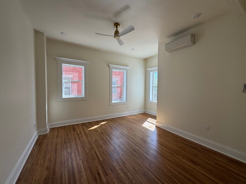 1514 Montana Ave, El Paso, TX à louer - Photo de l’immeuble – Image 2 sur 6