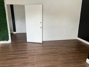 6423 Frederick Rd, Baltimore, MD à louer Photo intérieure– Image 2 sur 3