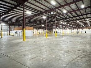 1305 Progress Rd, Suffolk, VA à louer Photo intérieure– Image 2 sur 6