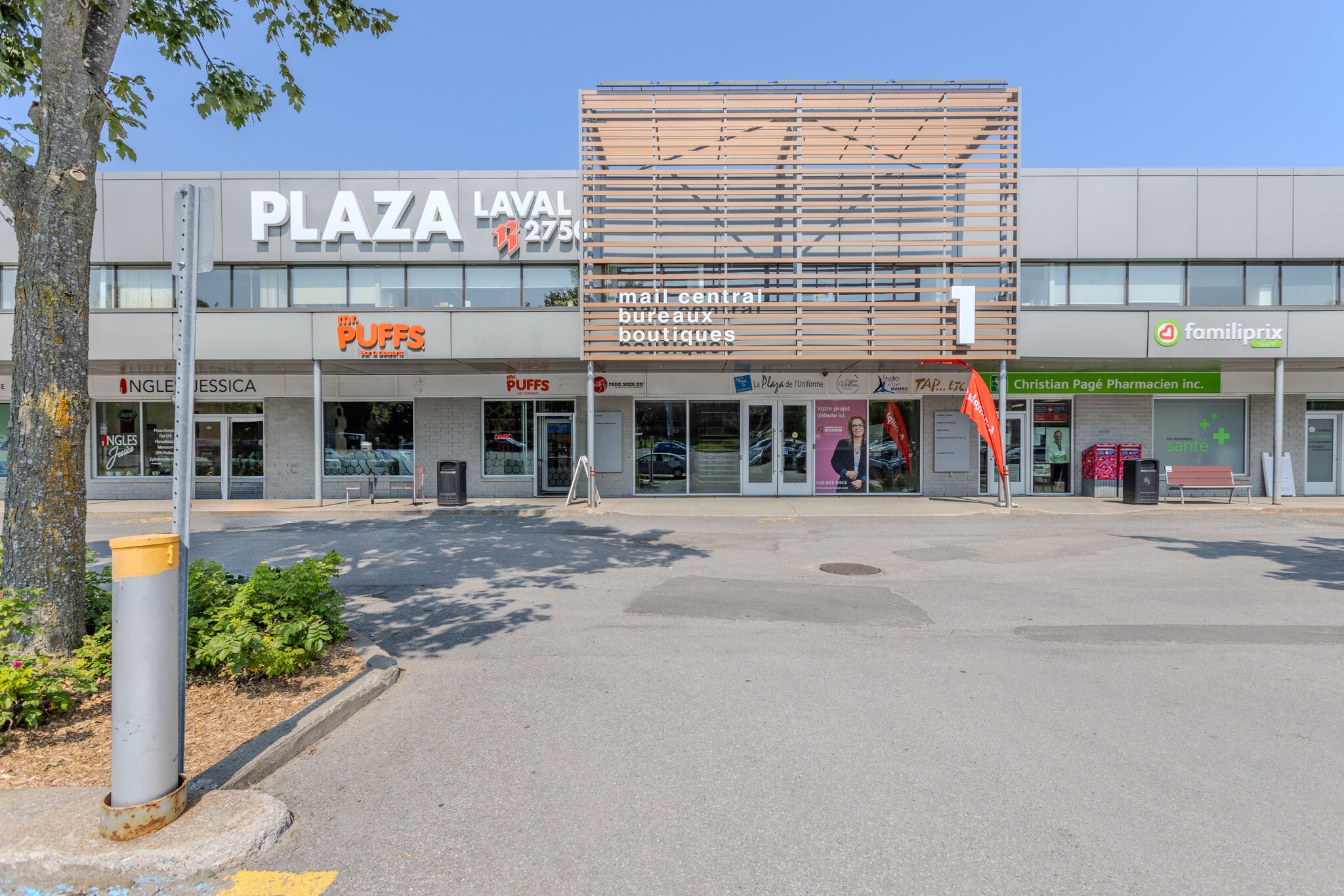 2750 Ch Sainte-Foy, Québec, QC à louer Photo principale– Image 1 sur 7