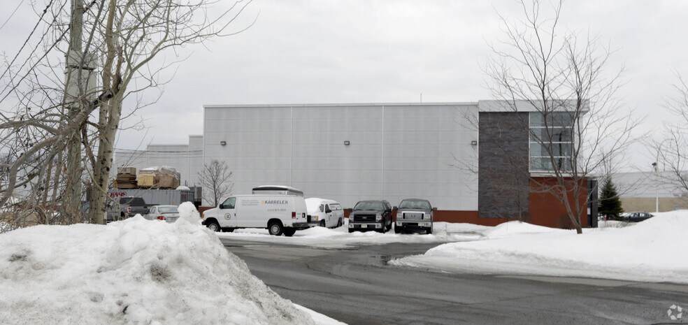 10 Rue Gaston-Dumoulin, Blainville, QC à louer - Photo de l’immeuble – Image 3 sur 36