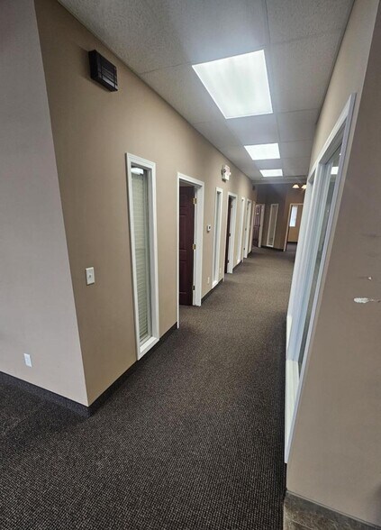 6983-6989 S Division Ave, Grand Rapids, MI à louer - Photo intérieure – Image 2 sur 2