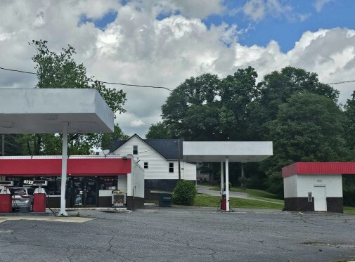 525 4th St SW, Hickory, NC à vendre - Photo principale – Image 1 sur 8