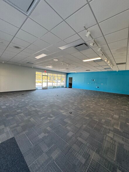 329 W County Road 419, Chuluota, FL à louer - Photo principale – Image 1 sur 11