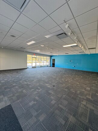 Plus de détails pour 329 W County Road 419, Chuluota, FL - Local commercial à louer