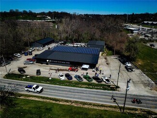 Plus de détails pour 3709 Pickett Rd, Saint Joseph, MO - Local commercial à vendre