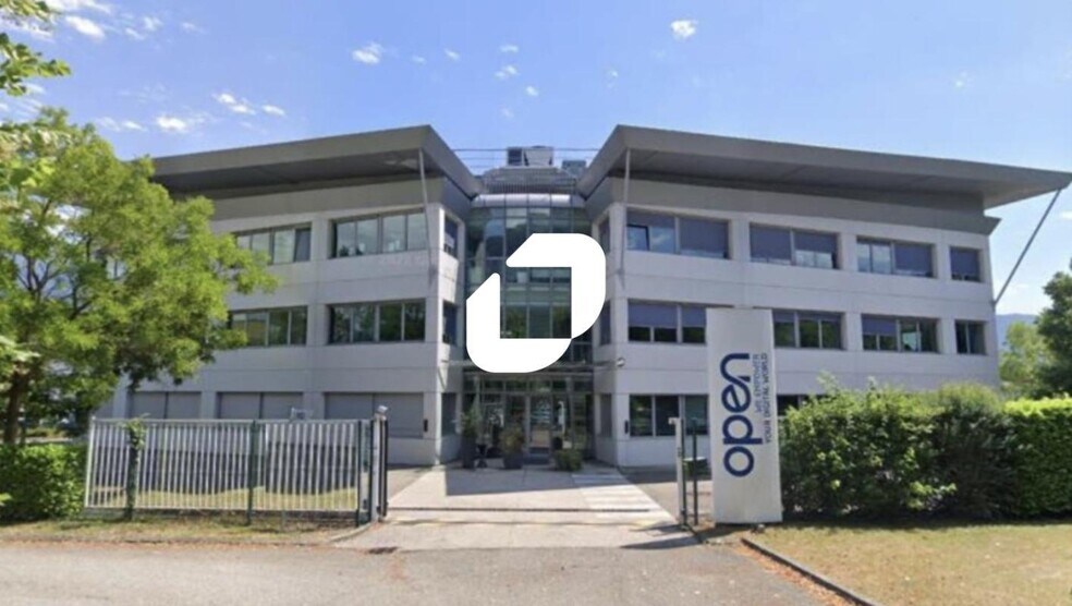 10 Rue Lavoisier, Montbonnot-Saint-Martin à louer - Photo de l’immeuble – Image 2 sur 12