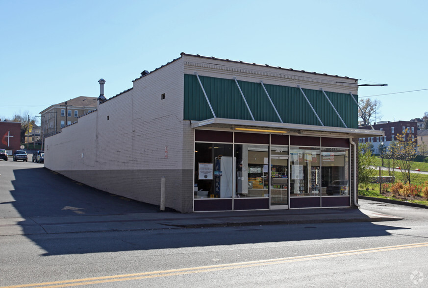 307 Merchant St, Fairmont, WV à vendre - Photo principale – Image 1 sur 2
