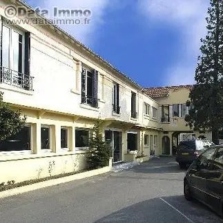 26 Rue Des Amandiers, Nanterre à louer Photo de l’immeuble– Image 1 sur 3