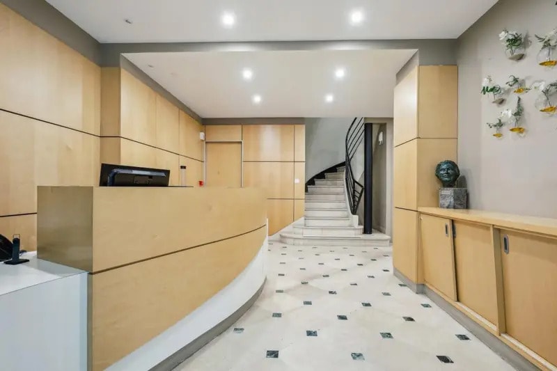 28 Rue De Lisbonne, Paris à vendre - Hall d’entrée – Image 3 sur 17