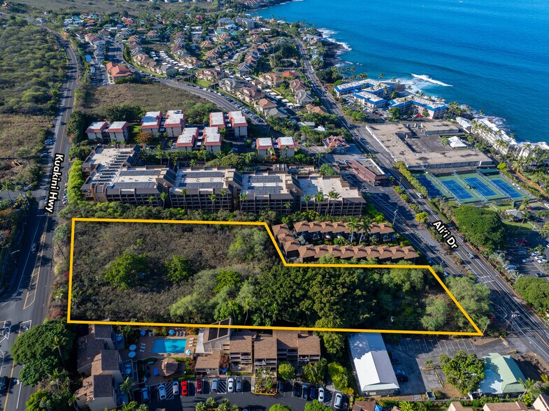75-5849 Alii Drive, Kailua Kona, HI à vendre - Photo de l’immeuble – Image 2 sur 3