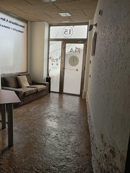 Immeuble residentiel dans Mutxamel, Alicante à vendre - Photo intérieure – Image 1 sur 11