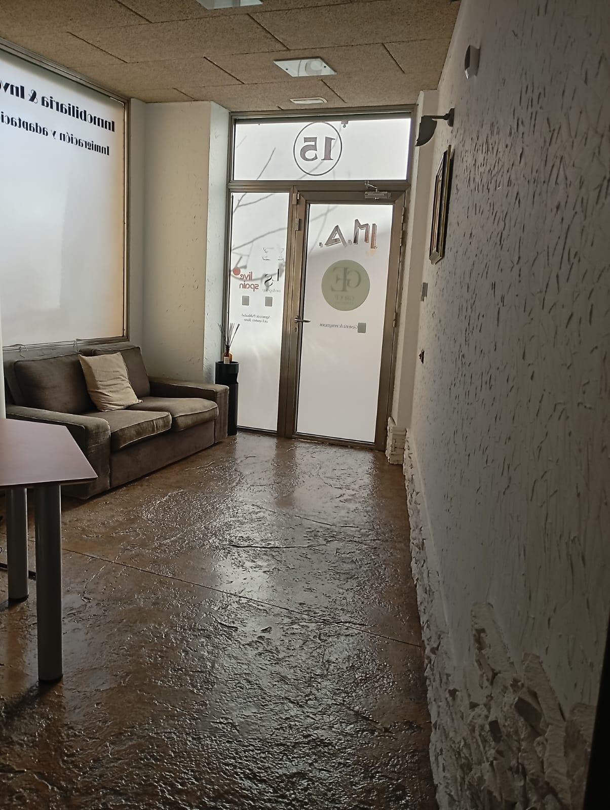 Immeuble residentiel dans Mutxamel, Alicante à vendre Photo intérieure– Image 1 sur 12