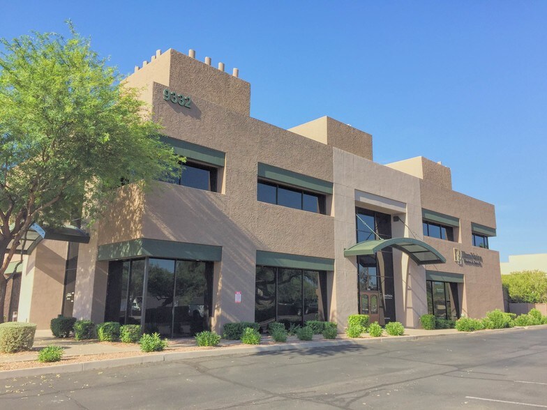9318 N 95th Way, Scottsdale, AZ à louer - Photo de l’immeuble – Image 2 sur 3